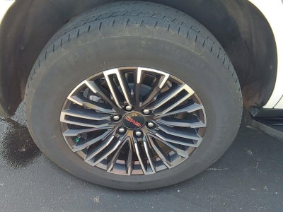 2025 GMC Yukon Elevation