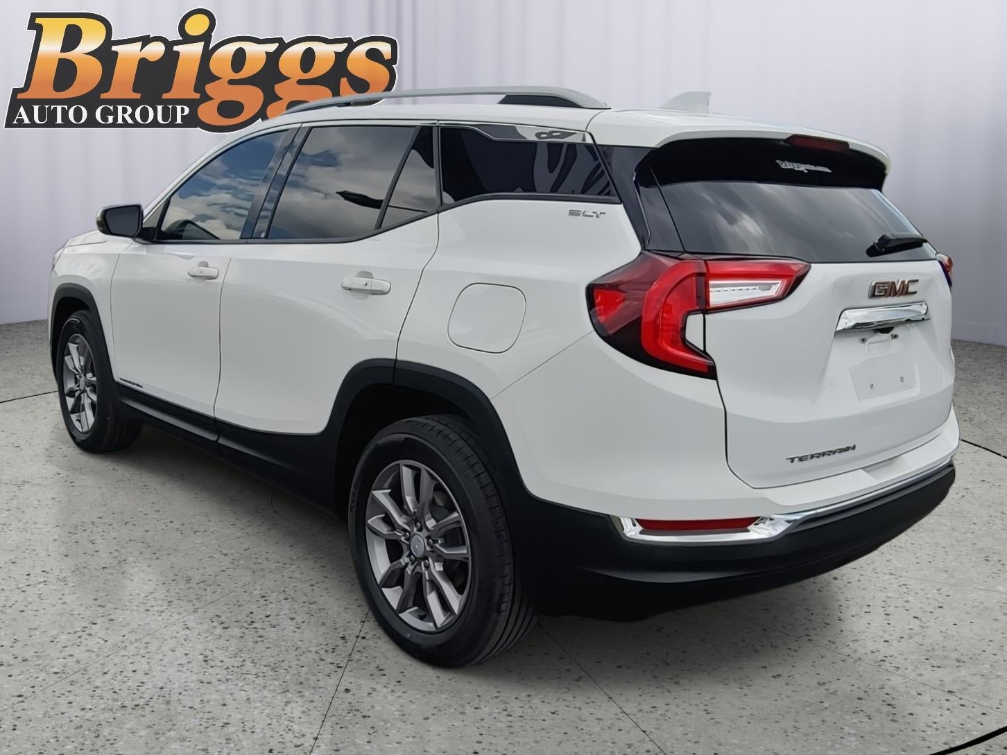 2024 GMC Terrain SLT