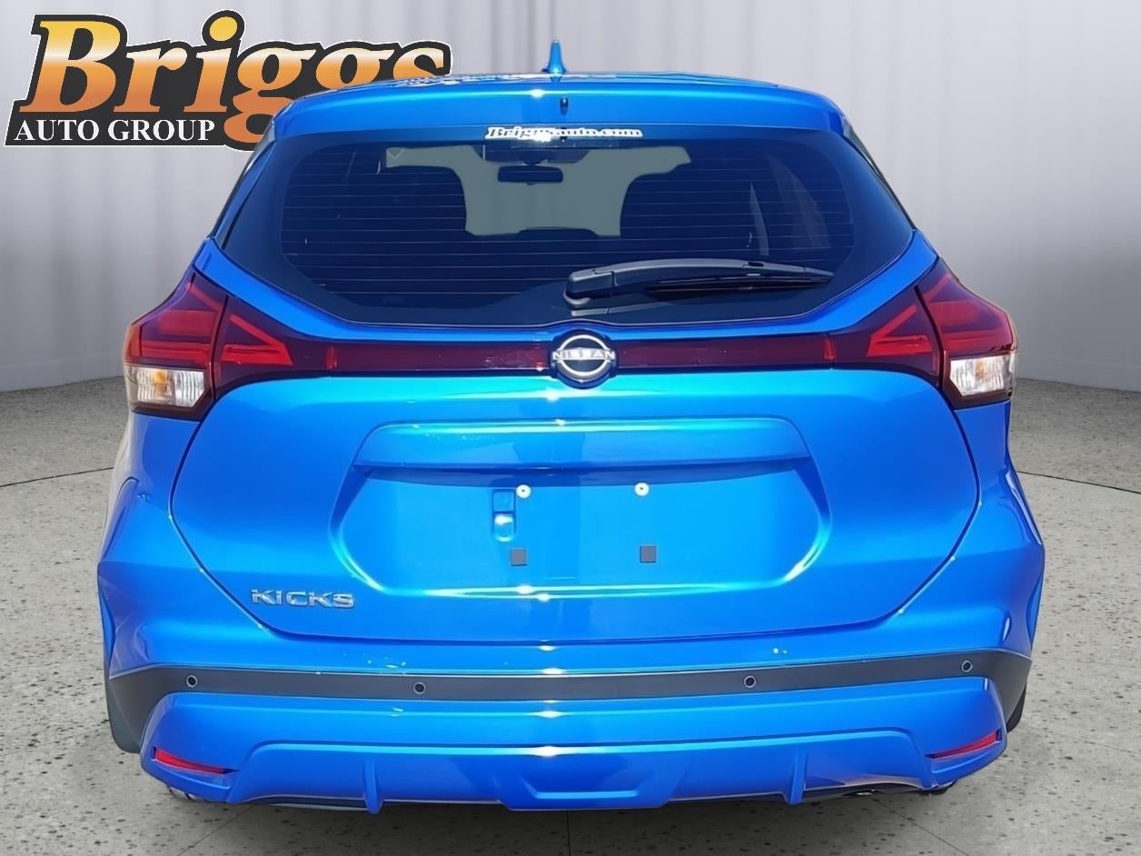 2023 Nissan Kicks S