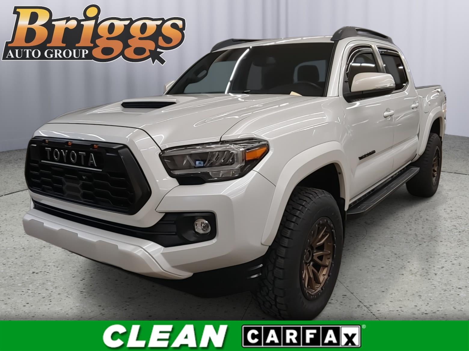 2022 Toyota Tacoma 2WD SR5