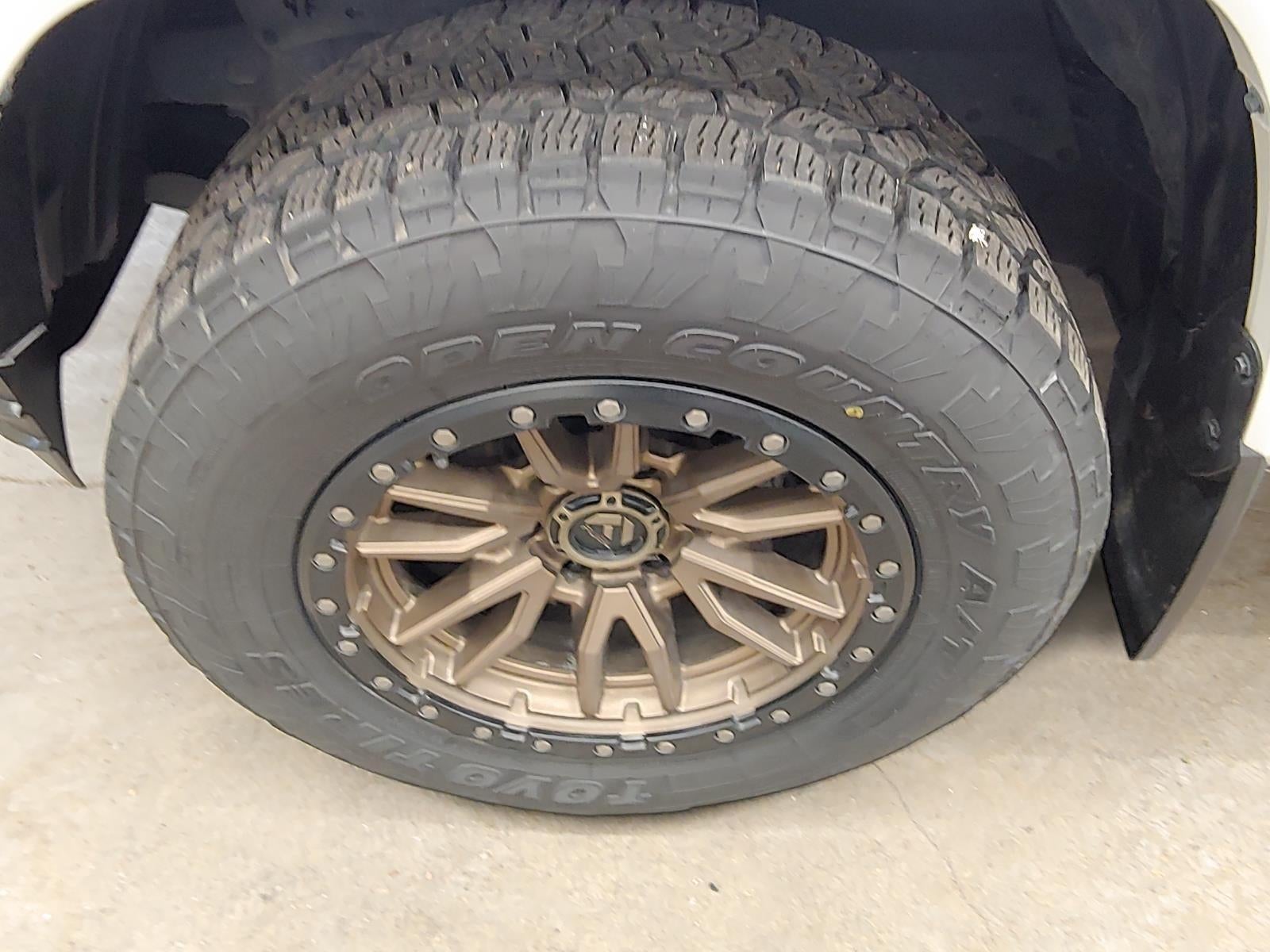 2022 Toyota Tacoma 2WD SR5