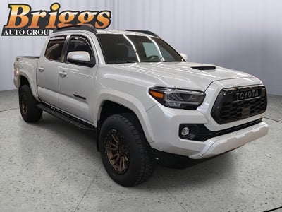 2022 Toyota Tacoma 2WD SR5