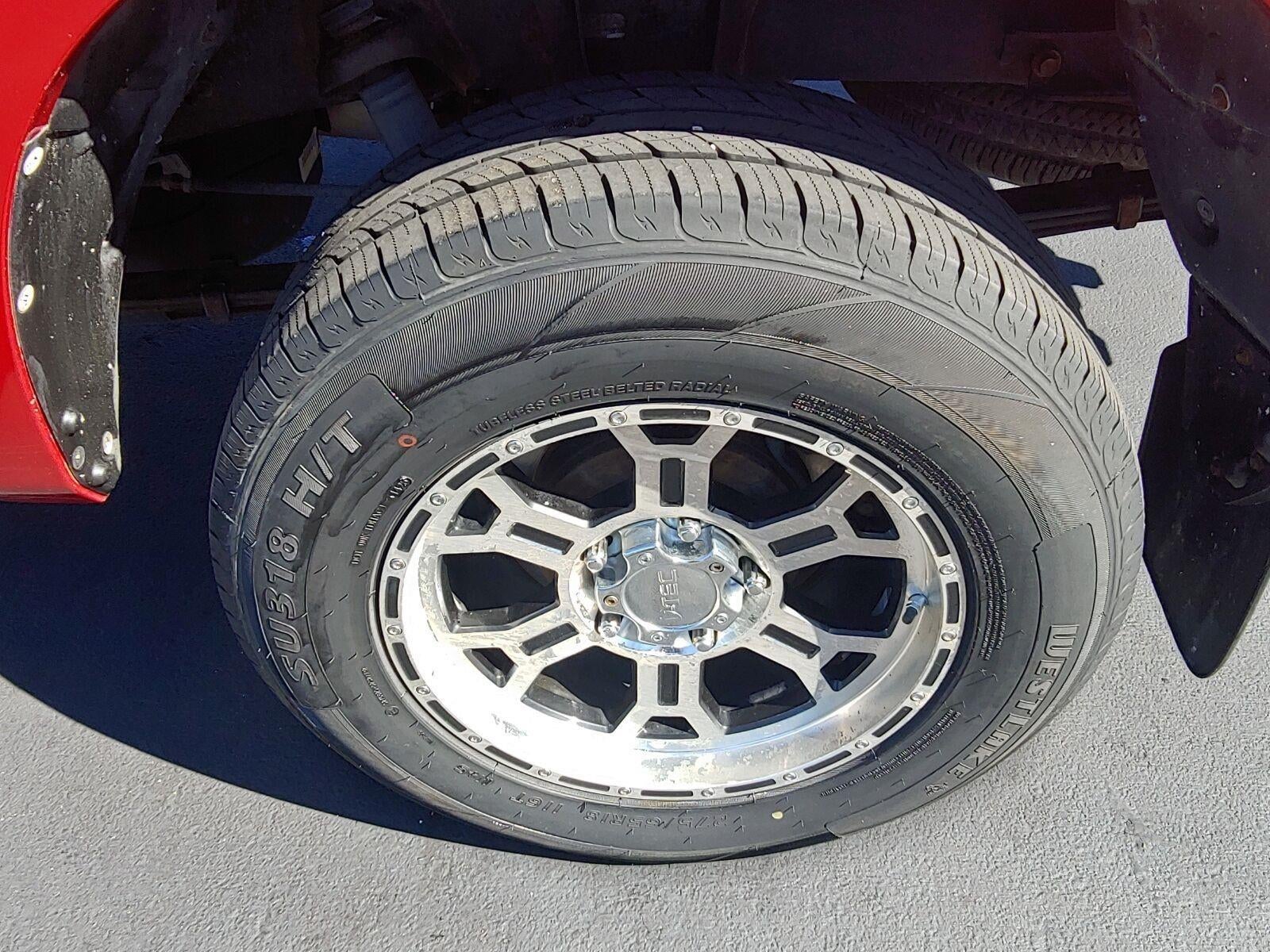 2012 Toyota Tundra 4WD Truck GRADE