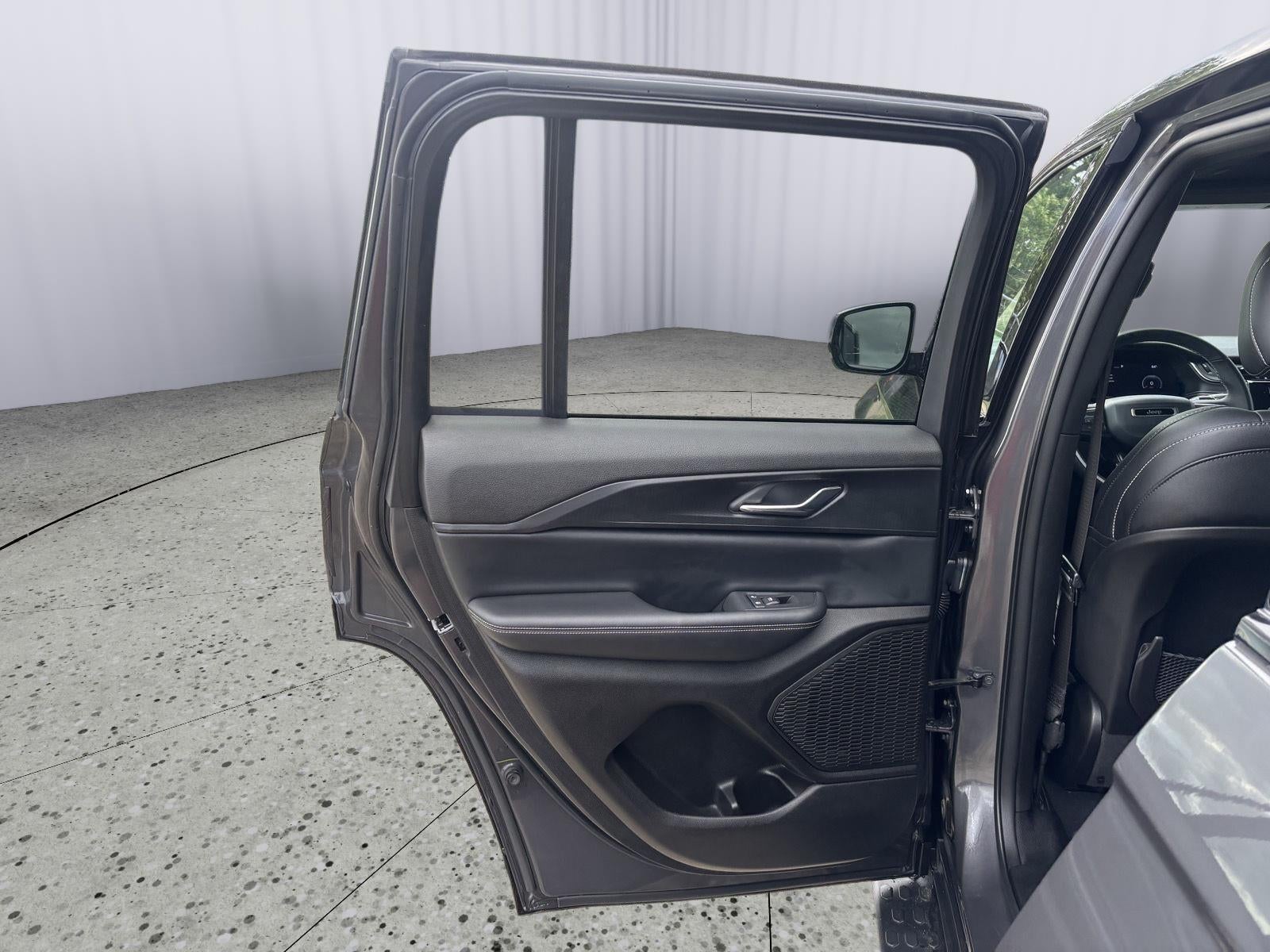 2024 Jeep Grand Cherokee Altitude - Photo 24