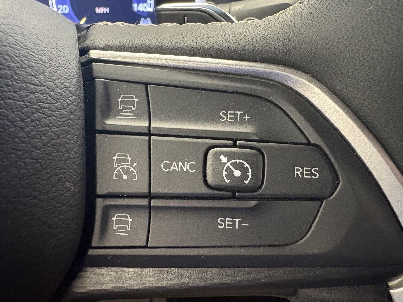 2023 Jeep Grand Cherokee L Altitude 4x4