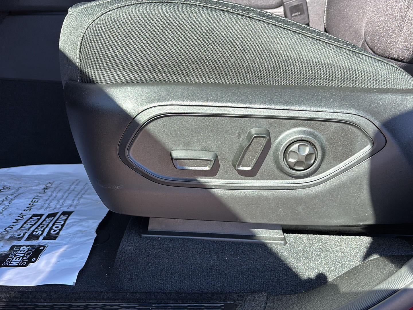 2026 Jeep Grand Cherokee GRAND CHEROKEE L LAREDO 4X4