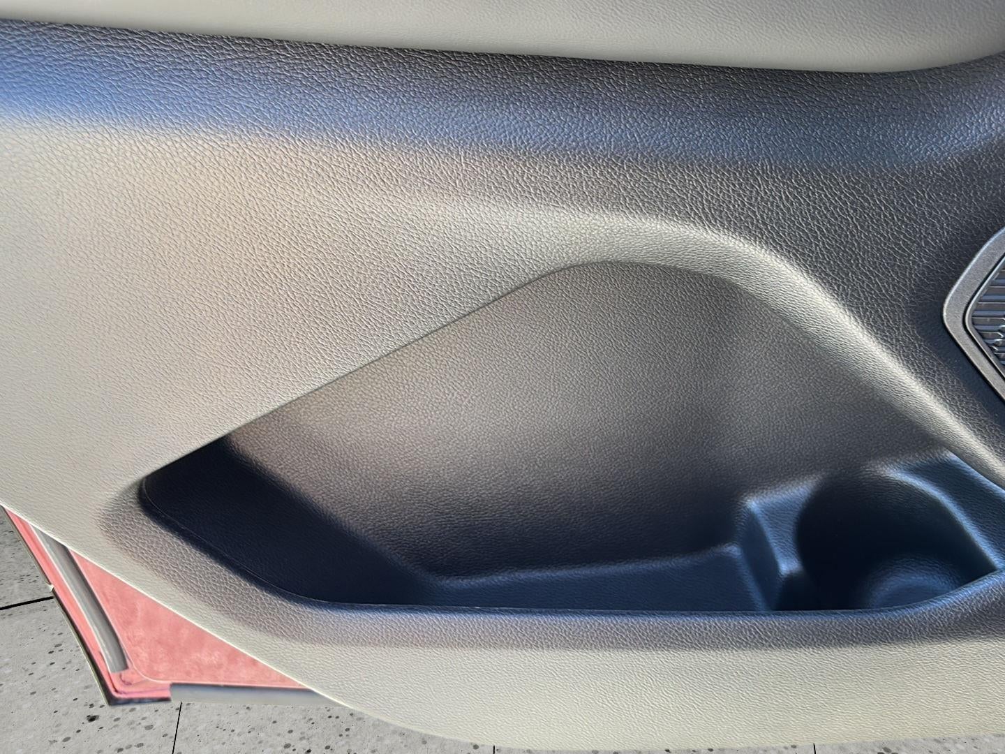 2026 Jeep Grand Cherokee GRAND CHEROKEE L LAREDO 4X4
