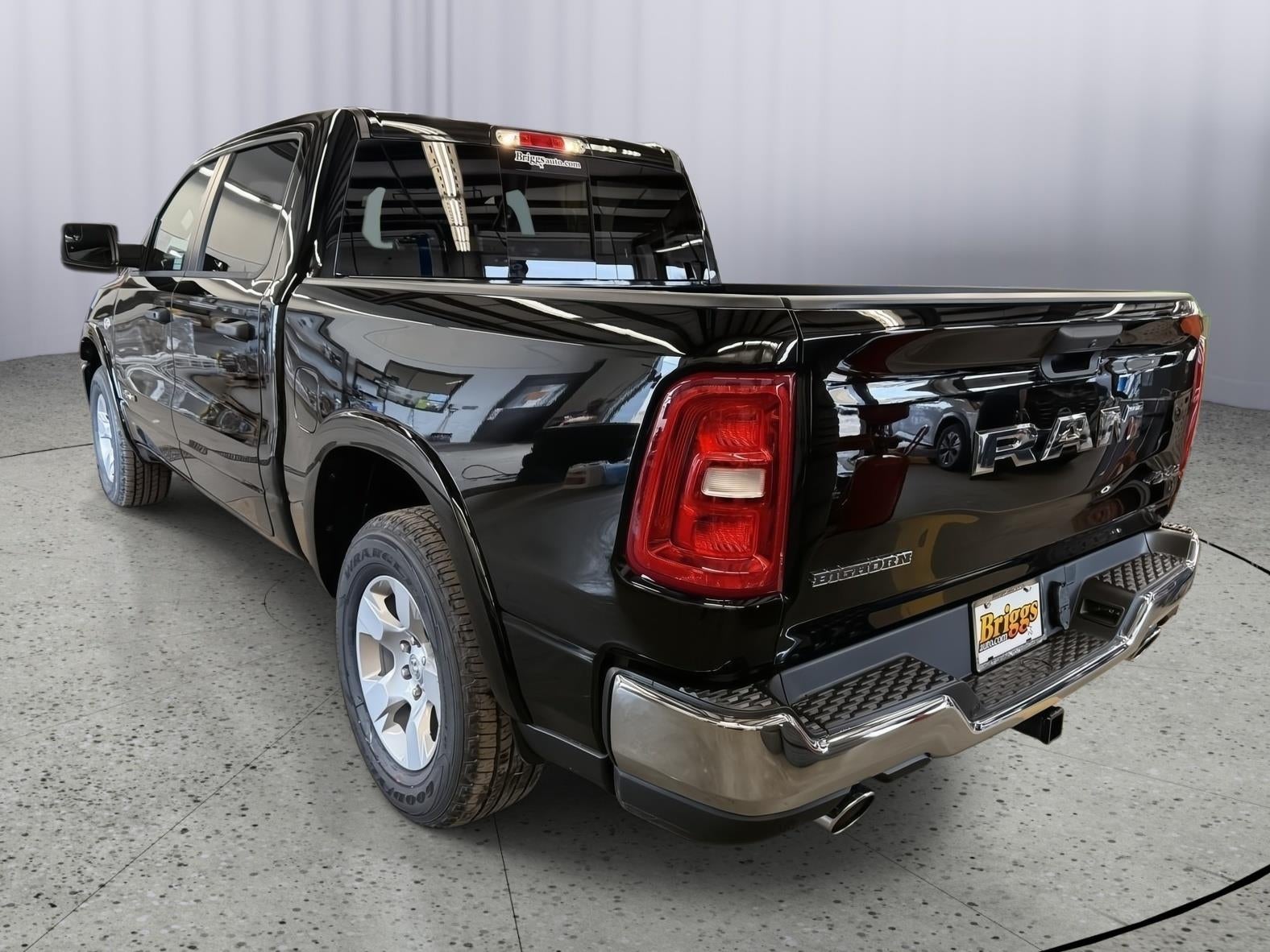 2026 RAM 1500 Big Horn Crew Cab 4x4 5'7' Box