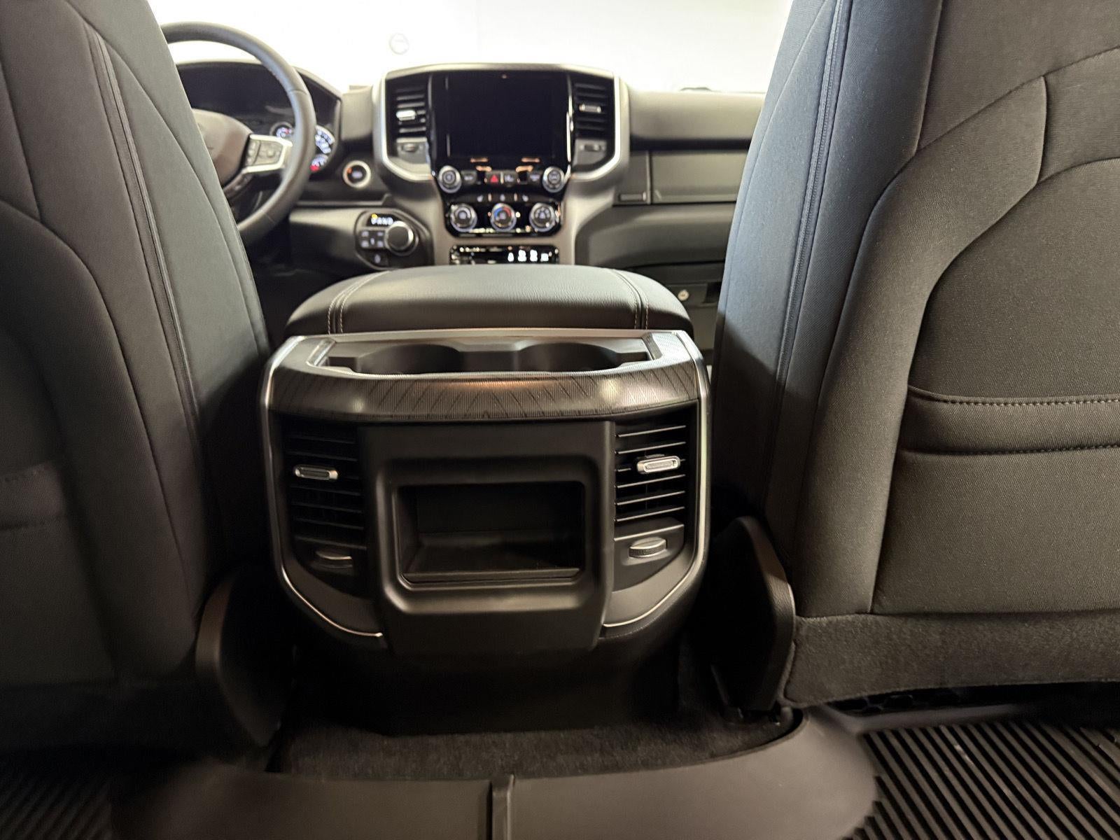 2026 RAM 1500 Big Horn Crew Cab 4x4 5'7' Box