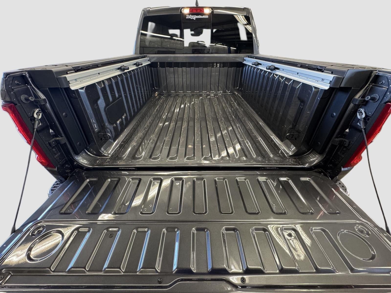 2026 RAM 1500 Big Horn Crew Cab 4x4 5'7' Box