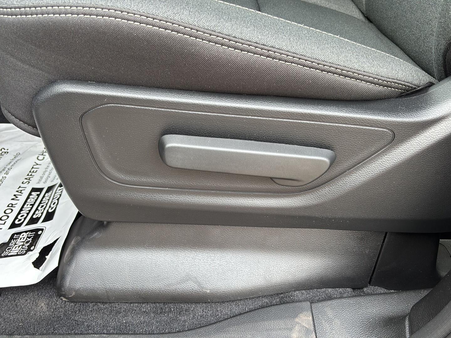 2026 RAM 1500 RAM 1500 TRADESMAN CREW CAB 4X4 5'7' BOX