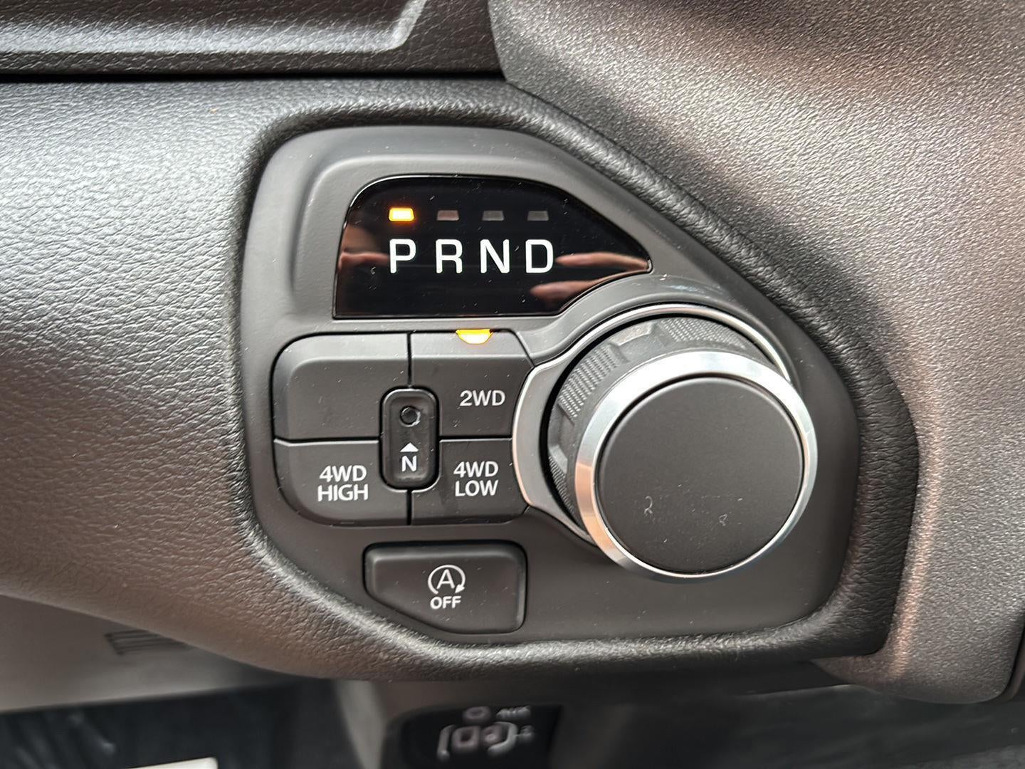 2026 RAM 1500 RAM 1500 TRADESMAN CREW CAB 4X4 5'7' BOX