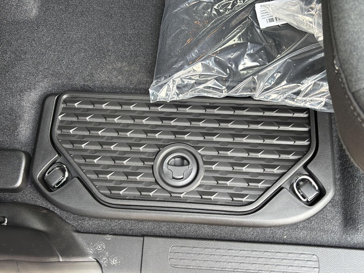 2026 RAM 1500 RAM 1500 TRADESMAN CREW CAB 4X4 5'7' BOX