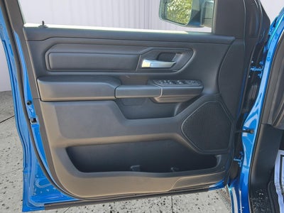 2026 RAM 1500 RAM 1500 TRADESMAN CREW CAB 4X4 5'7' BOX