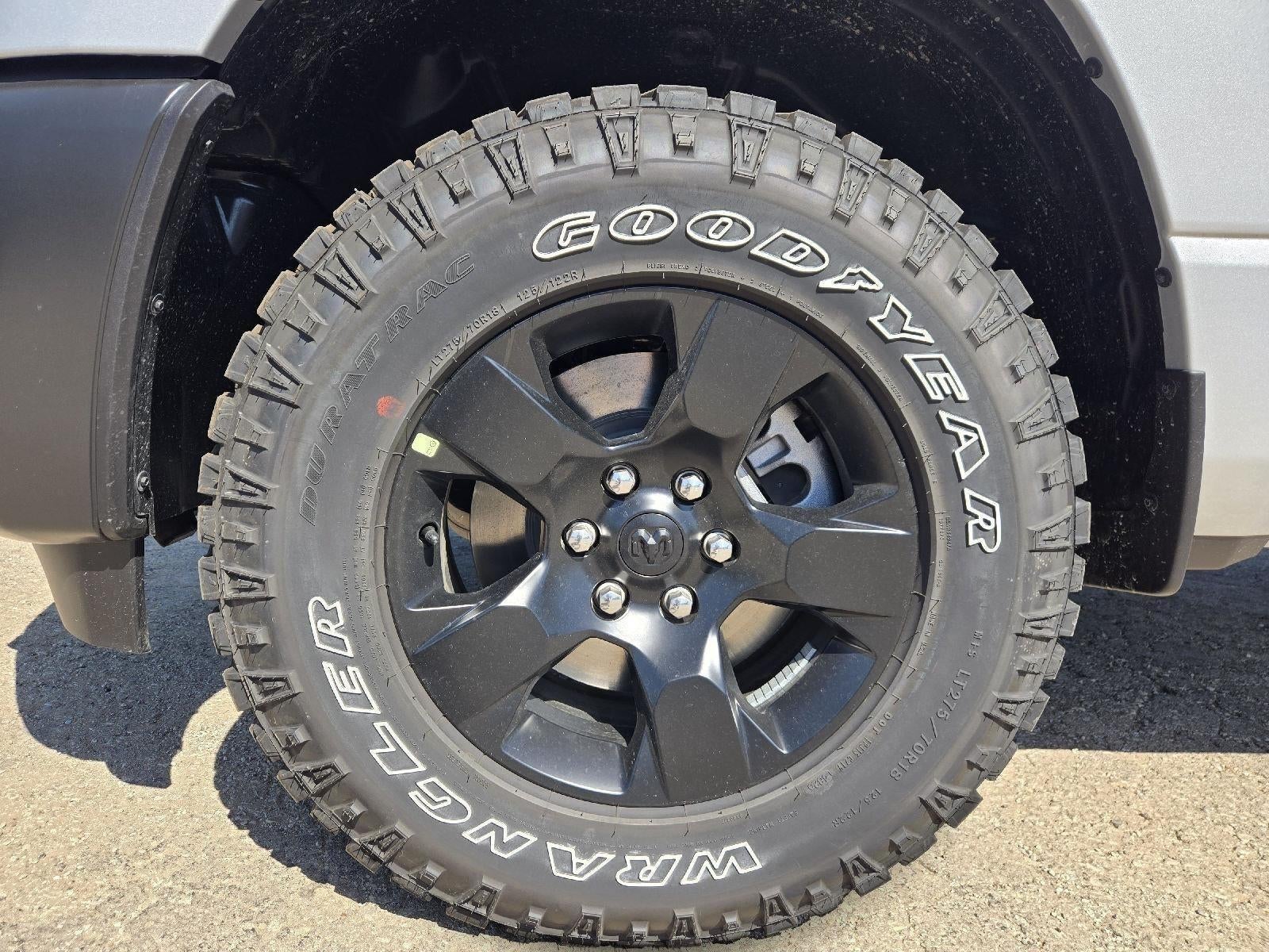 2026 RAM 1500 Warlock Crew Cab 4x4 5'7' Box