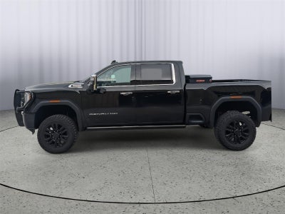 2023 GMC Sierra 2500HD 4WD Crew Cab Standard Bed Denali