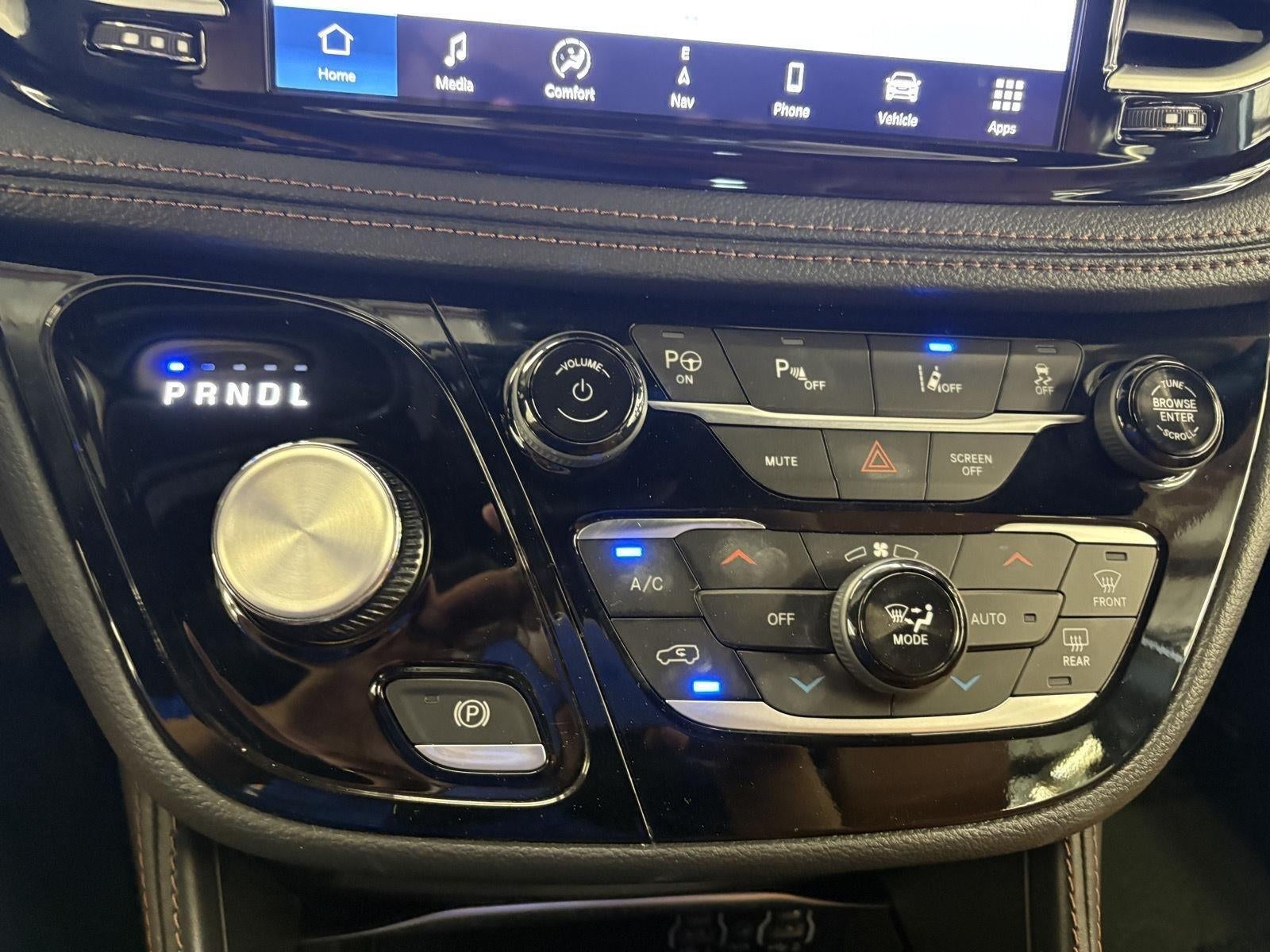 2024 Chrysler Pacifica Pinnacle
