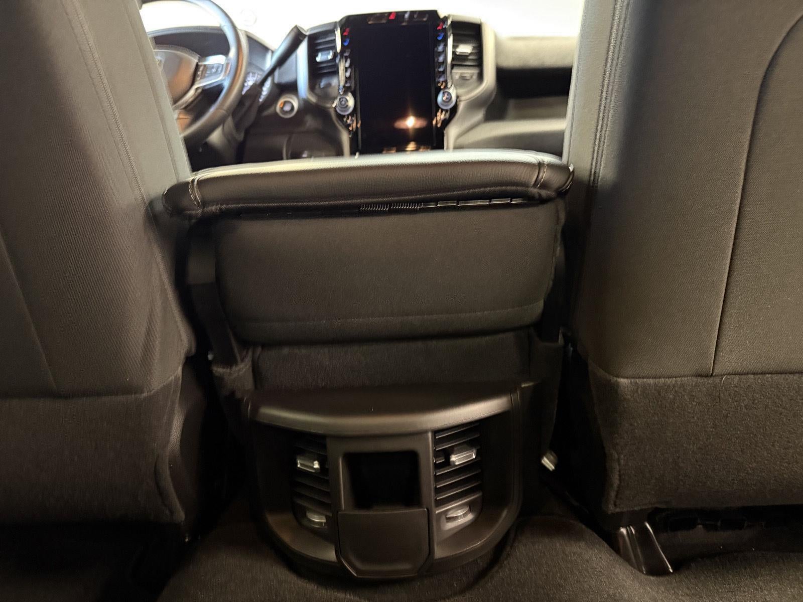 2026 RAM 2500 Black Express Crew Cab 4x4 6'4' Box