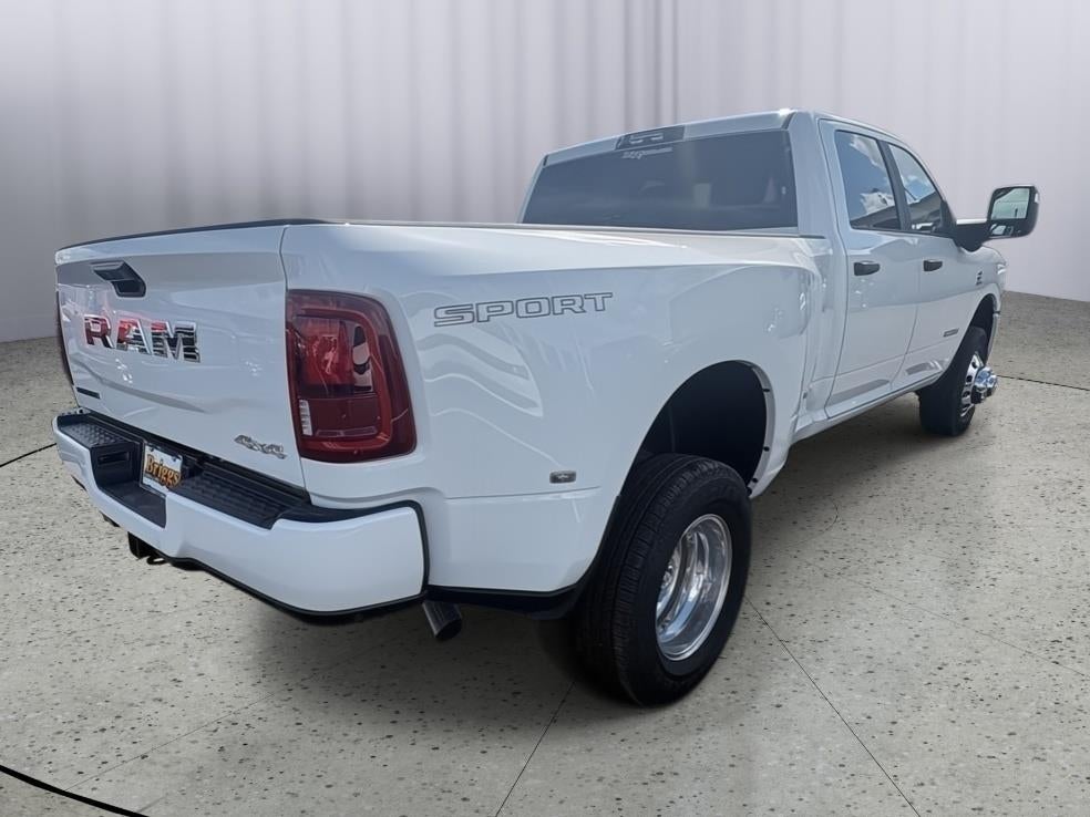 2026 RAM 3500 Big Horn Crew Cab 4x4 8' Box