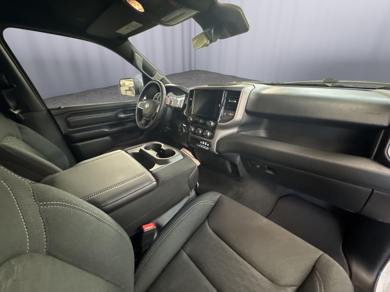 2026 RAM 1500 Tradesman Crew Cab 4x4 5'7' Box