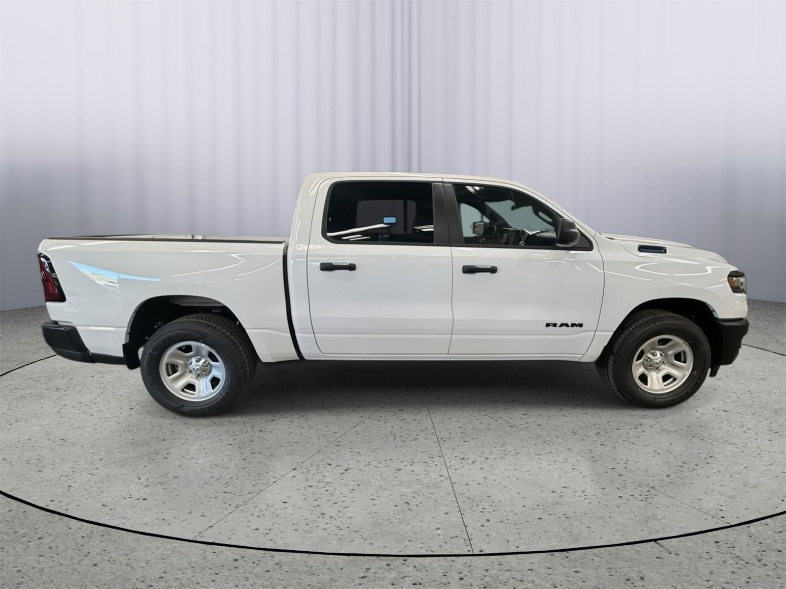 2026 RAM 1500 Tradesman Crew Cab 4x4 5'7' Box