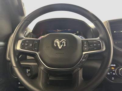 2026 RAM 1500 Tradesman Crew Cab 4x4 5'7' Box