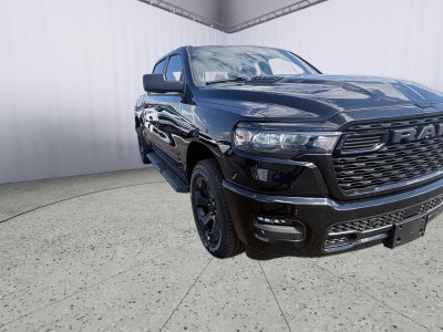 2026 RAM 1500 Express Crew Cab 4x4 5'7' Box