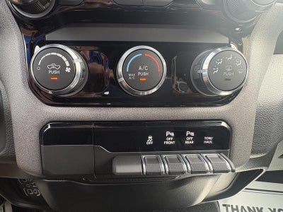 2026 RAM 1500 Tradesman Crew Cab 4x4 5'7' Box