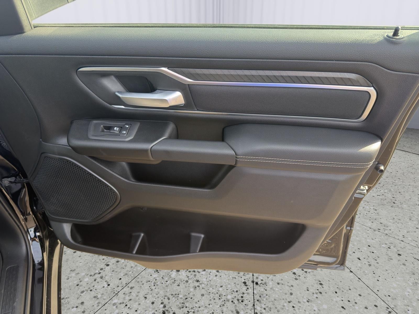 2026 RAM 1500 Big Horn Crew Cab 4x4 5'7' Box
