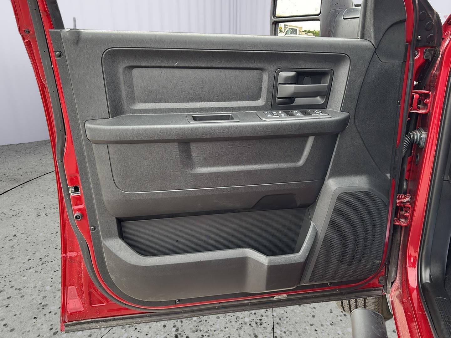 2026 RAM 2500 RAM 2500 TRADESMAN CREW CAB 4X4 6'4' BOX
