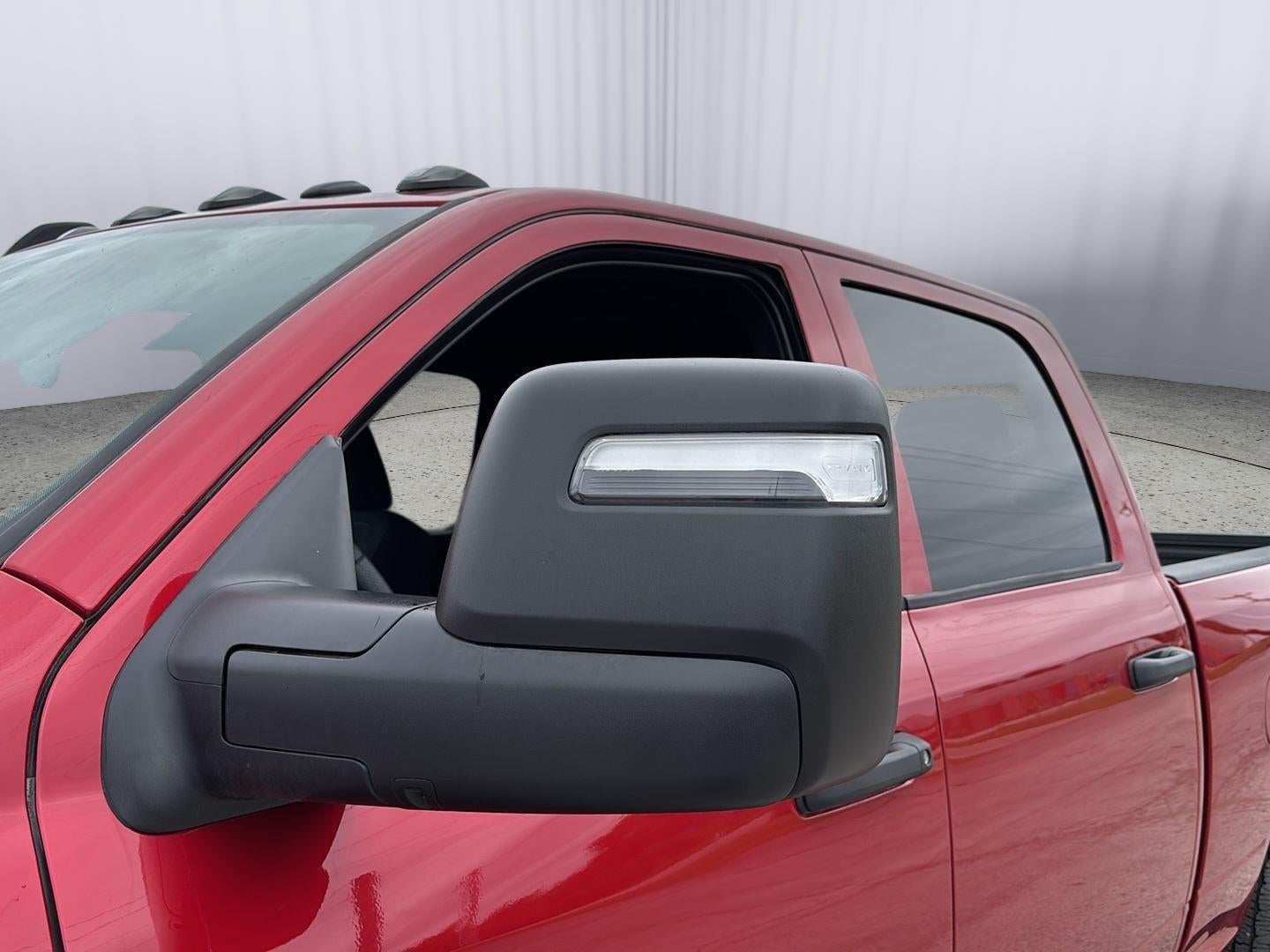 2026 RAM 2500 RAM 2500 TRADESMAN CREW CAB 4X4 6'4' BOX