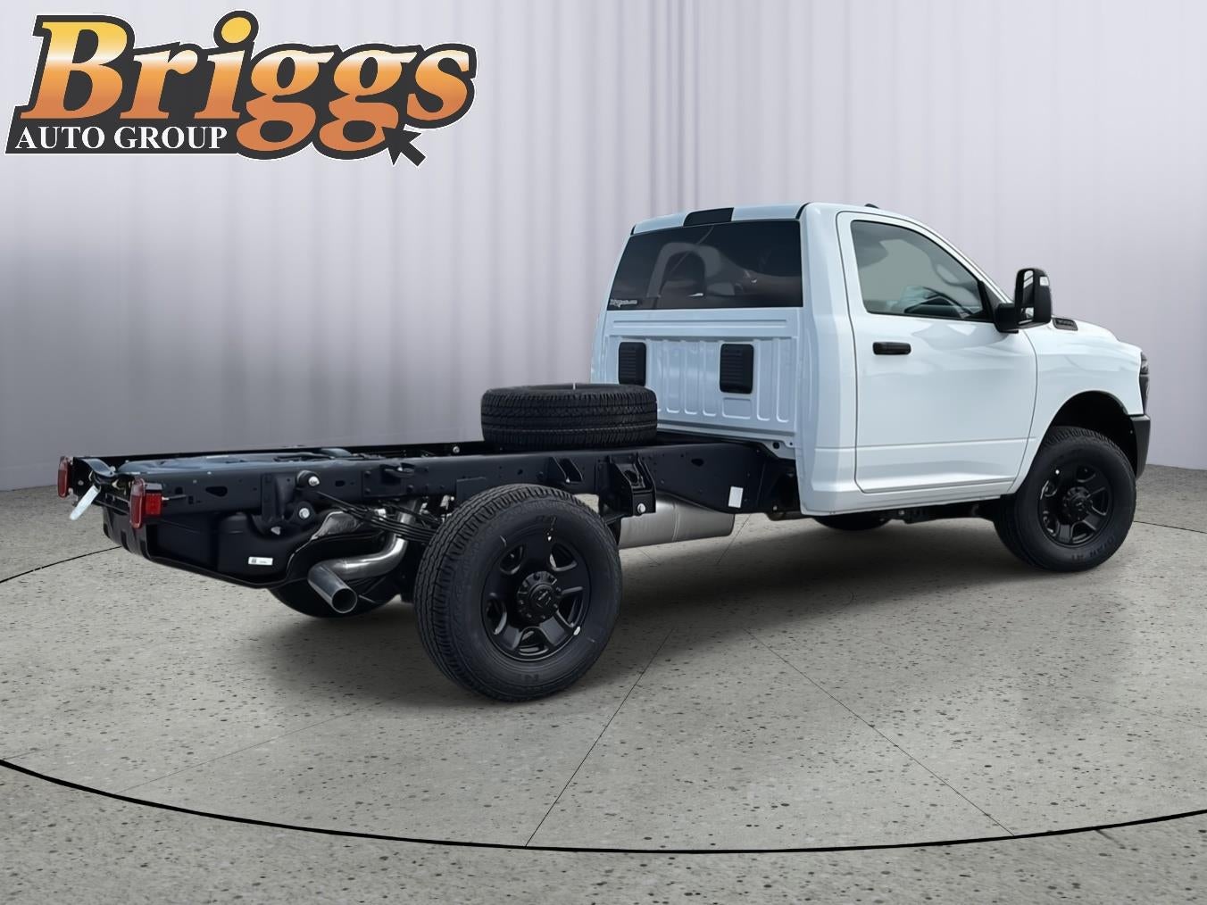 2026 RAM 3500 Chassis RAM 3500 TRADESMAN CHASSIS REGULAR CAB 4X4 60' CA