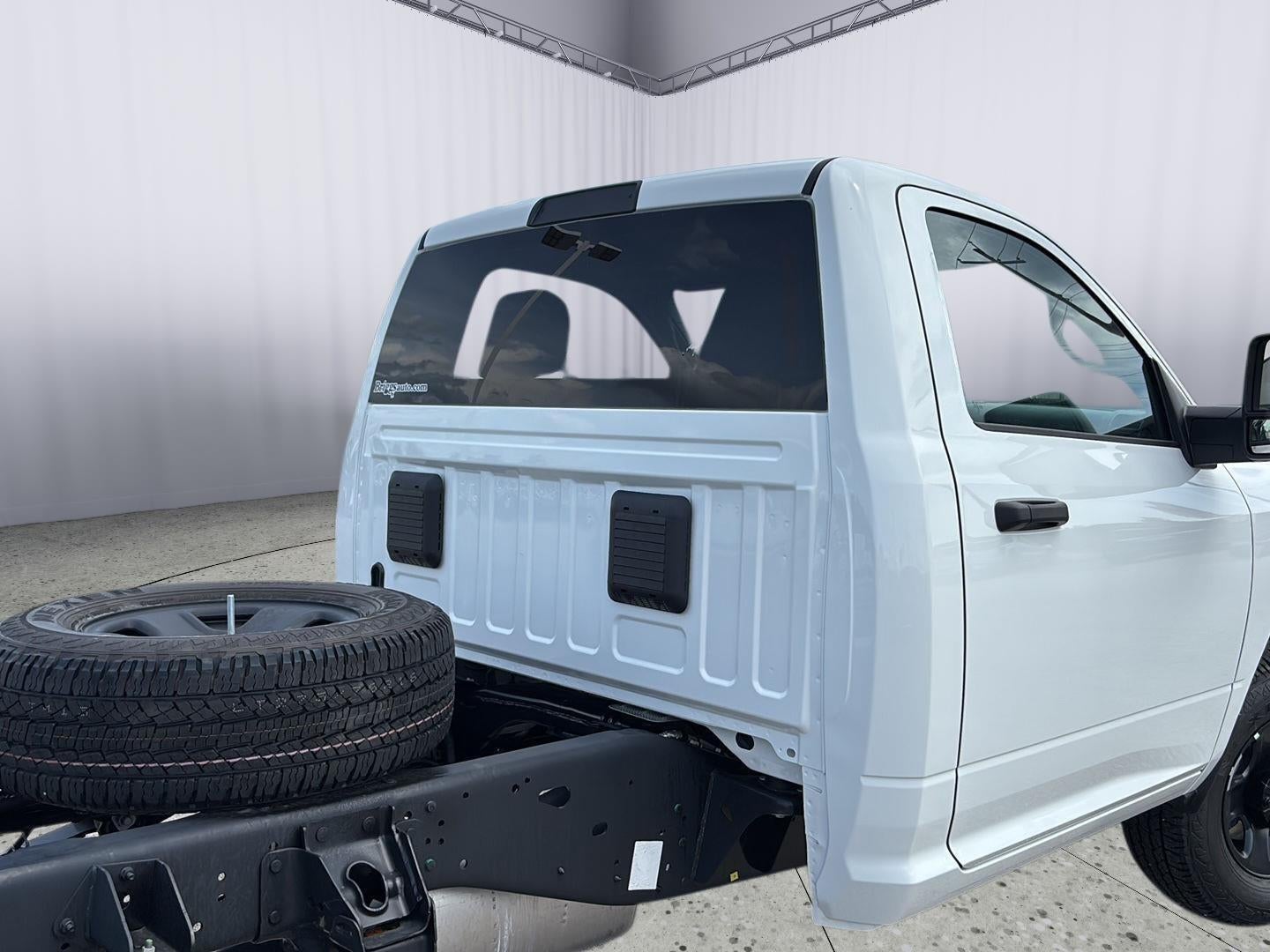 2026 RAM 3500 Chassis RAM 3500 TRADESMAN CHASSIS REGULAR CAB 4X4 60' CA