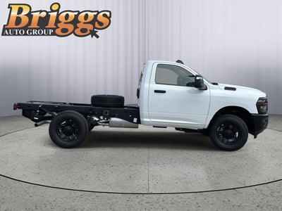 2026 RAM 3500 Chassis RAM 3500 TRADESMAN CHASSIS REGULAR CAB 4X4 60' CA