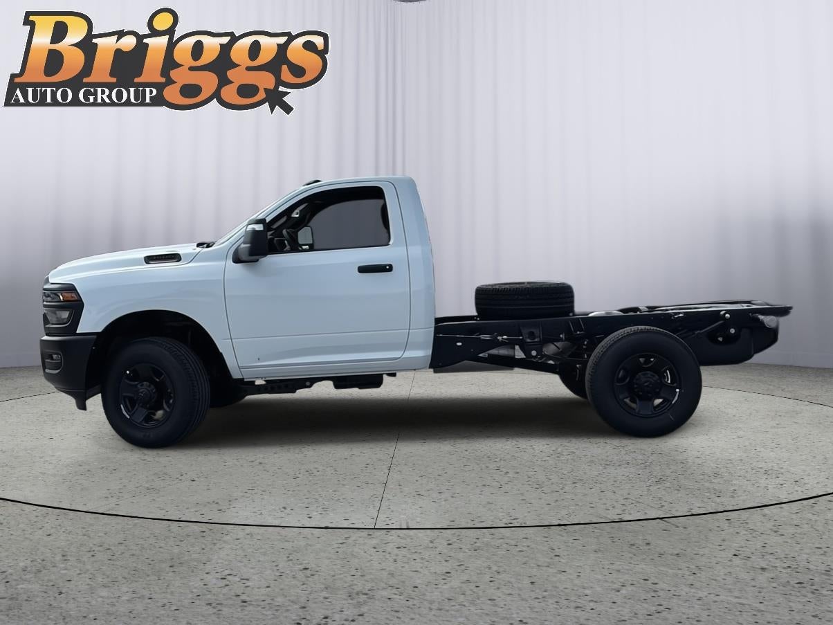 2026 RAM 3500 Chassis RAM 3500 TRADESMAN CHASSIS REGULAR CAB 4X4 60' CA