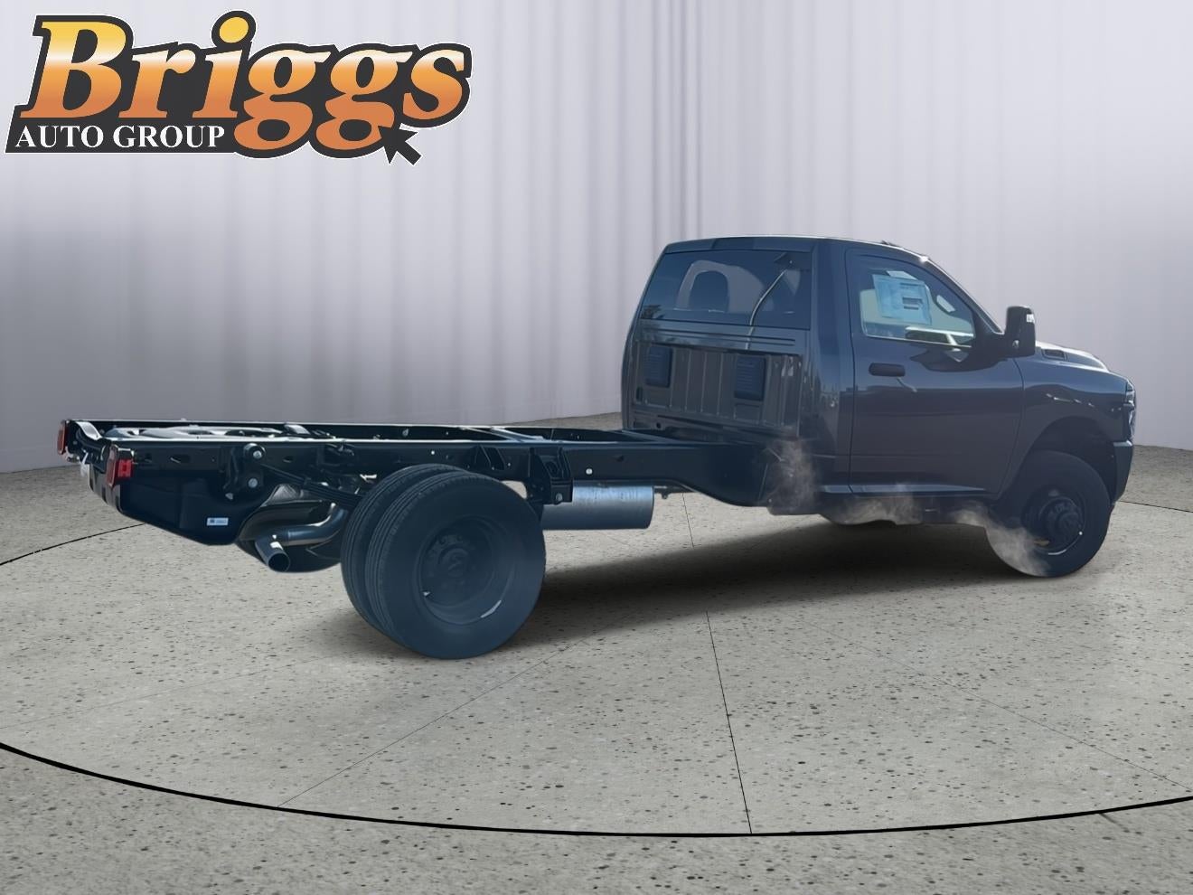 2026 RAM 3500 Chassis RAM 3500 TRADESMAN CHASSIS REGULAR CAB 4X4 84' CA