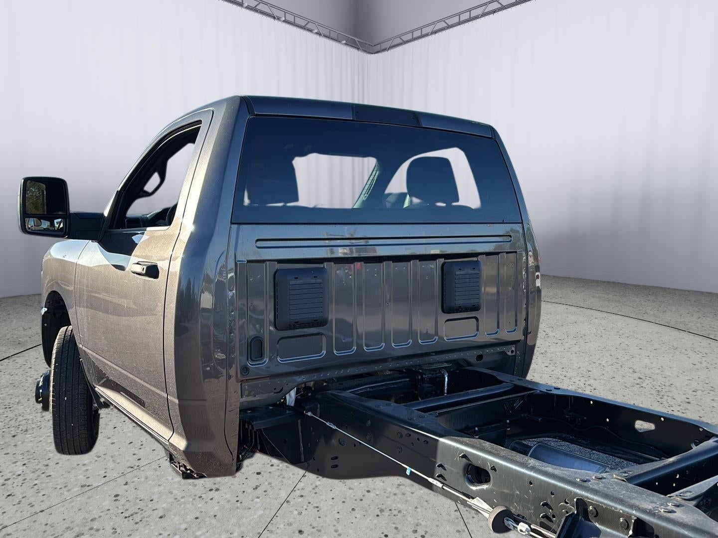 2026 RAM 3500 Chassis RAM 3500 TRADESMAN CHASSIS REGULAR CAB 4X4 84' CA