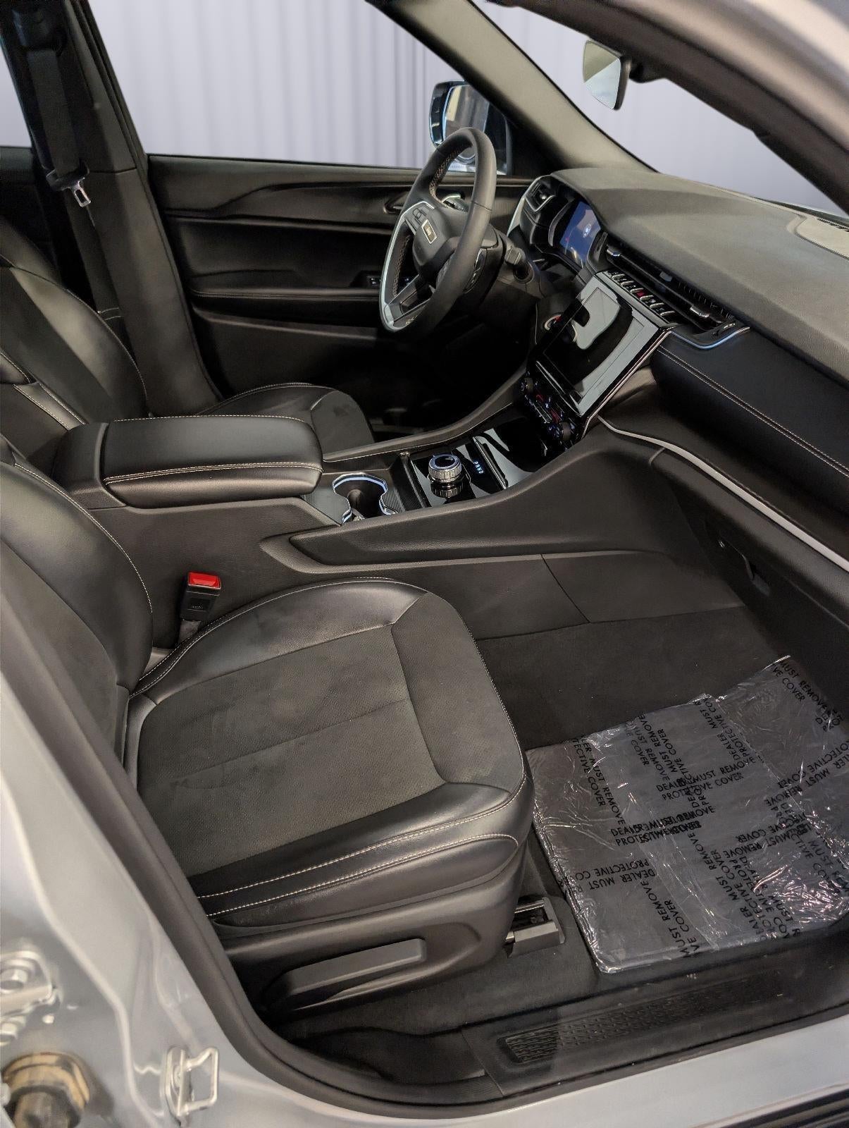 2025 Jeep Grand Cherokee Altitude 4x4