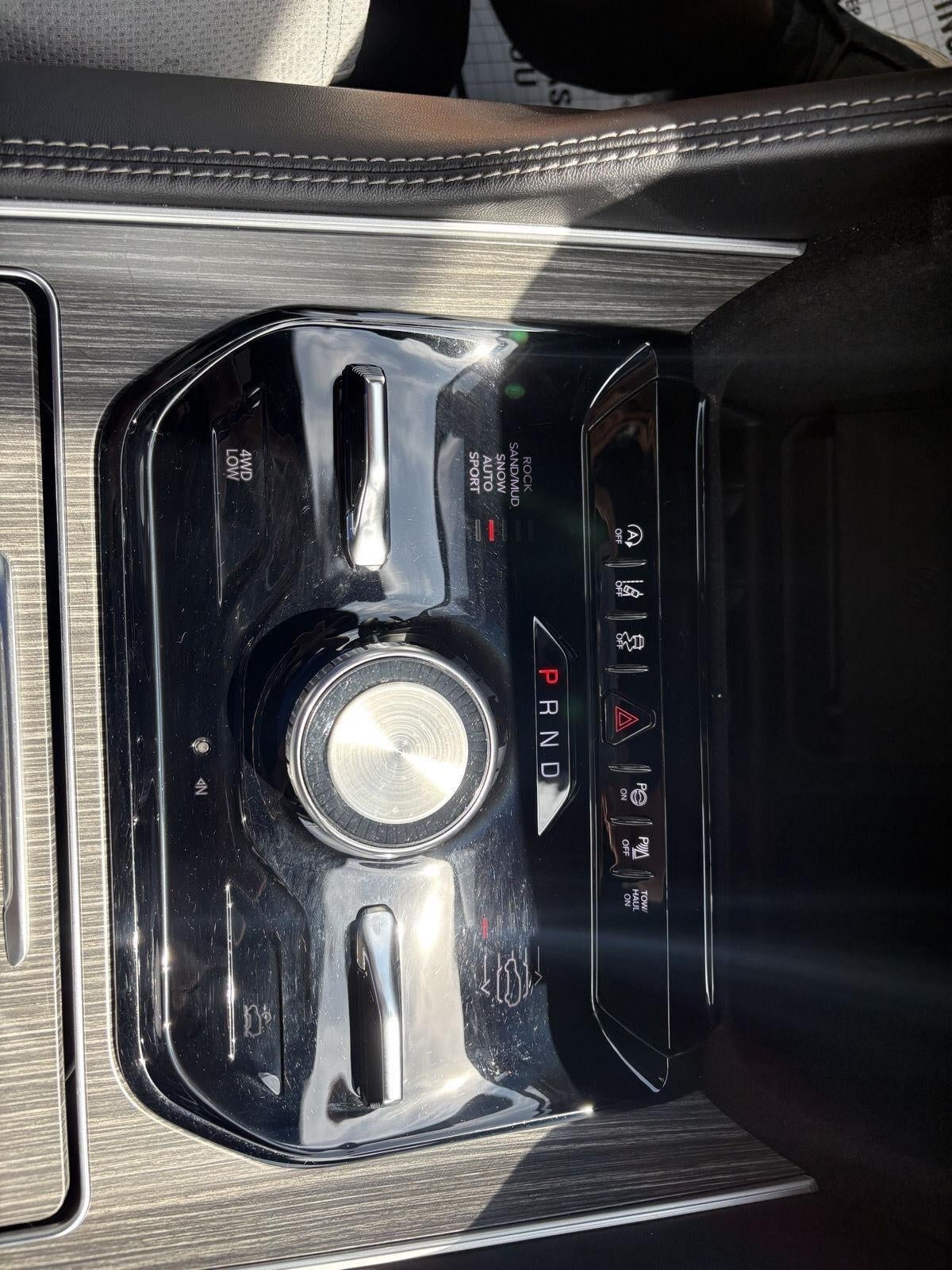 2024 Jeep Wagoneer Series III 4x4