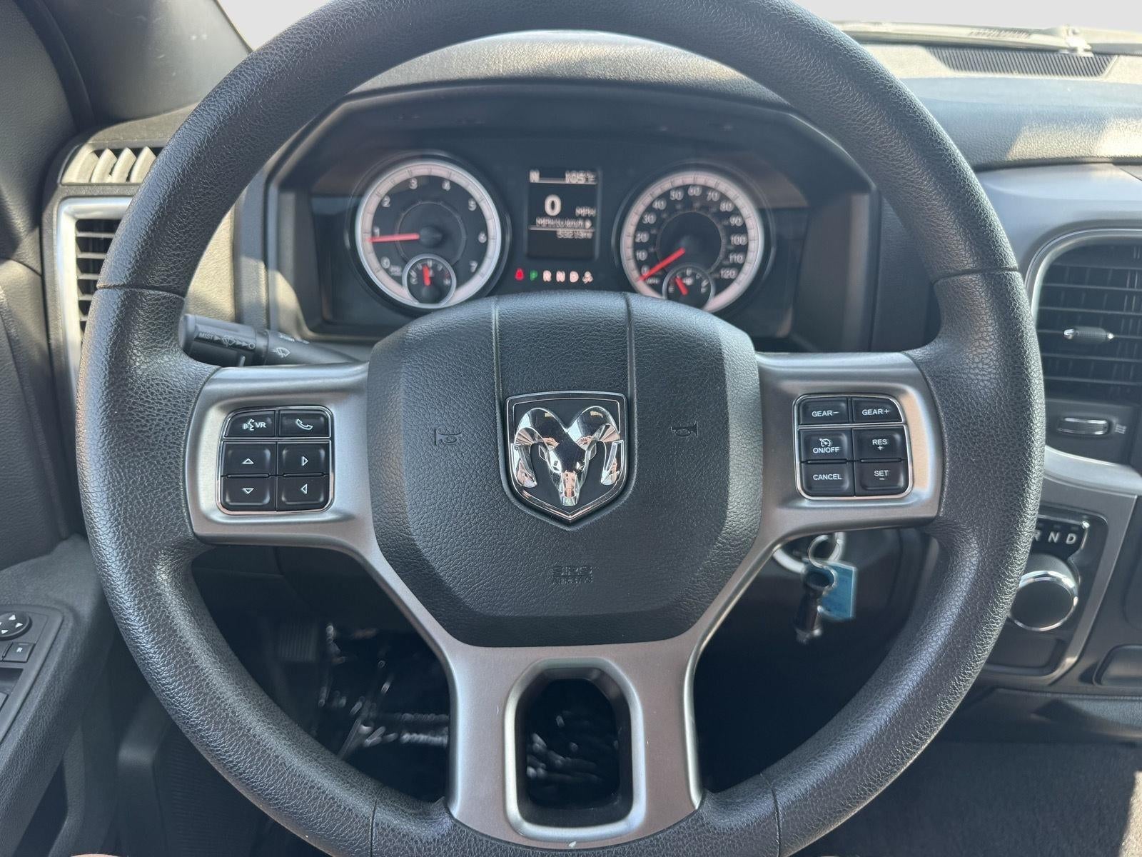 2024 RAM 1500 Classic Warlock Crew Cab 4x2 5'7' Box