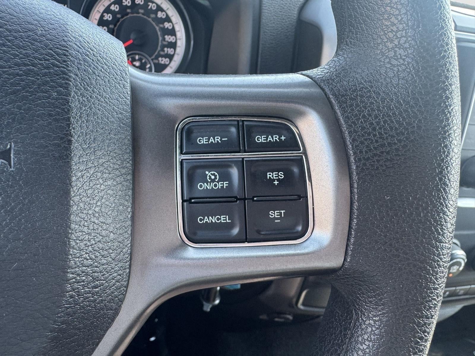 2024 RAM 1500 Classic Warlock Crew Cab 4x2 5'7' Box