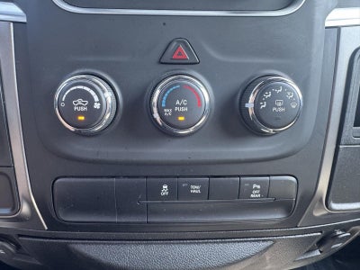 2024 RAM 1500 Classic Warlock Crew Cab 4x2 5'7' Box