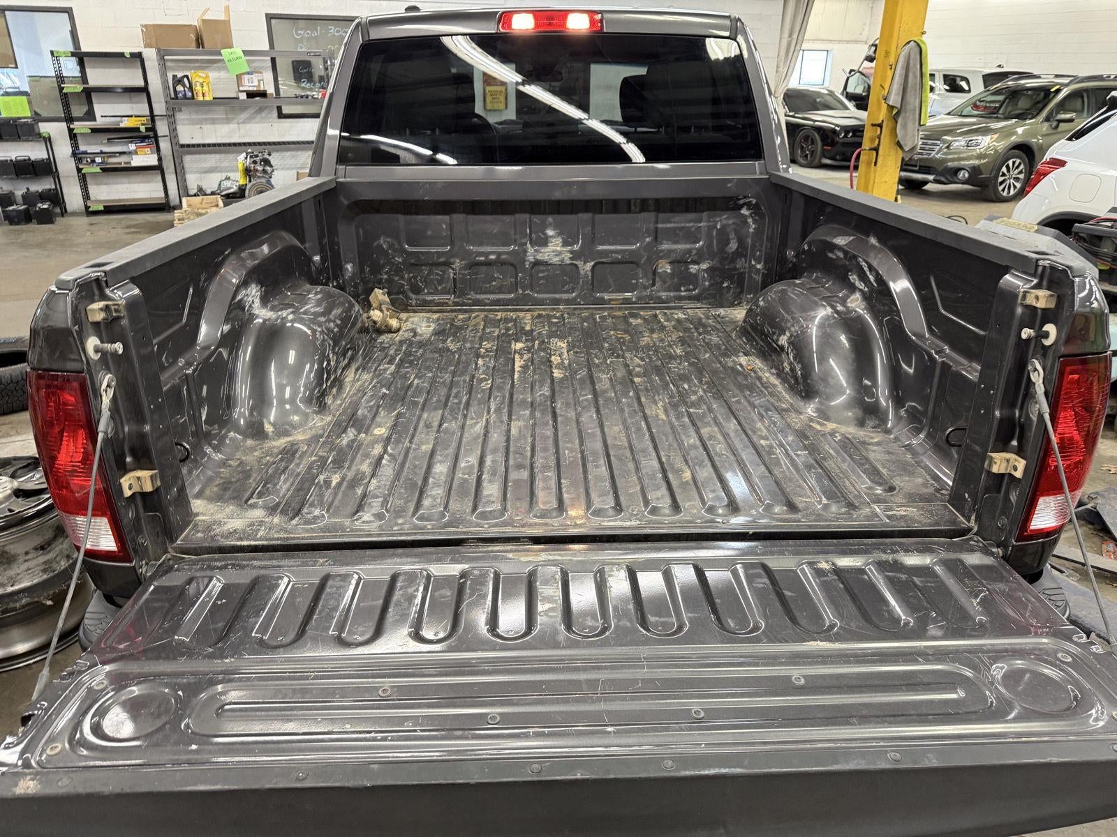 2019 RAM 1500 Classic Tradesman Crew Cab 4x4 5'7' Box