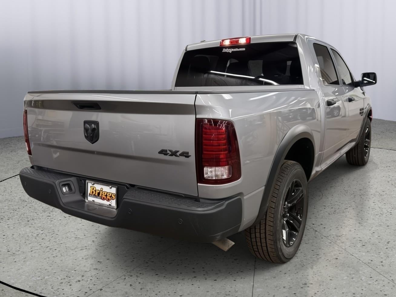 2024 RAM 1500 Classic Warlock Crew Cab 4x4 5'7' Box