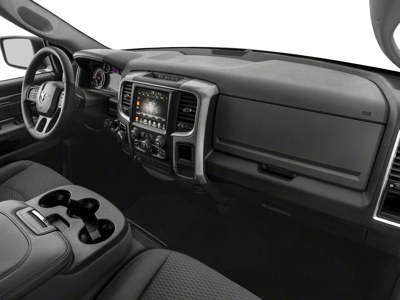 2017 RAM 1500 Big Horn Crew Cab 4x4 6'4' Box