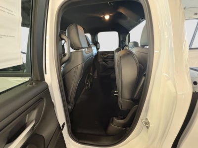 2026 RAM Ram 1500 RAM 1500 TRADESMAN QUAD CAB 4X4 6'4' BOX