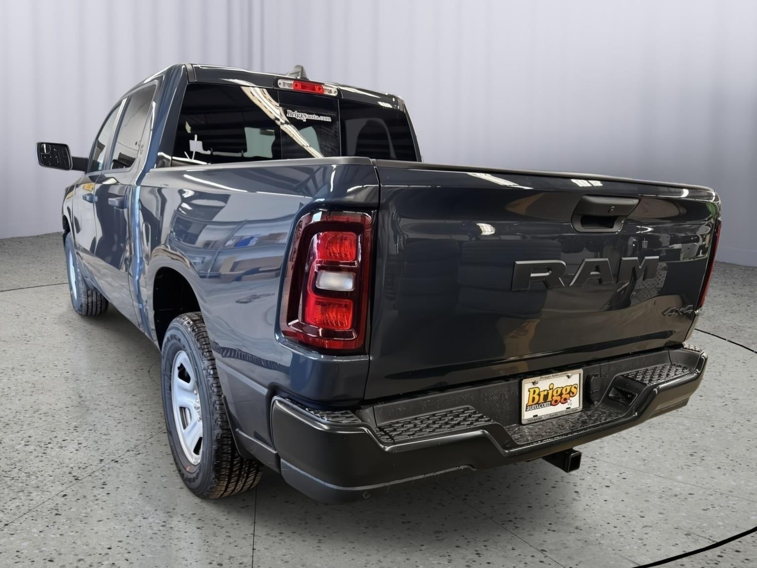 2026 RAM Ram 1500 RAM 1500 TRADESMAN CREW CAB 4X4 5'7' BOX