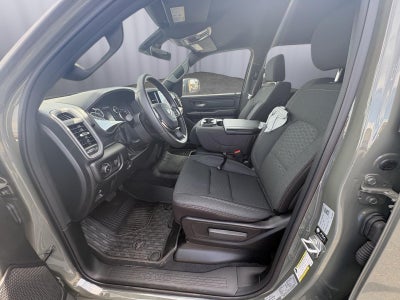 2026 RAM Ram 1500 RAM 1500 TRADESMAN CREW CAB 4X4 5'7' BOX