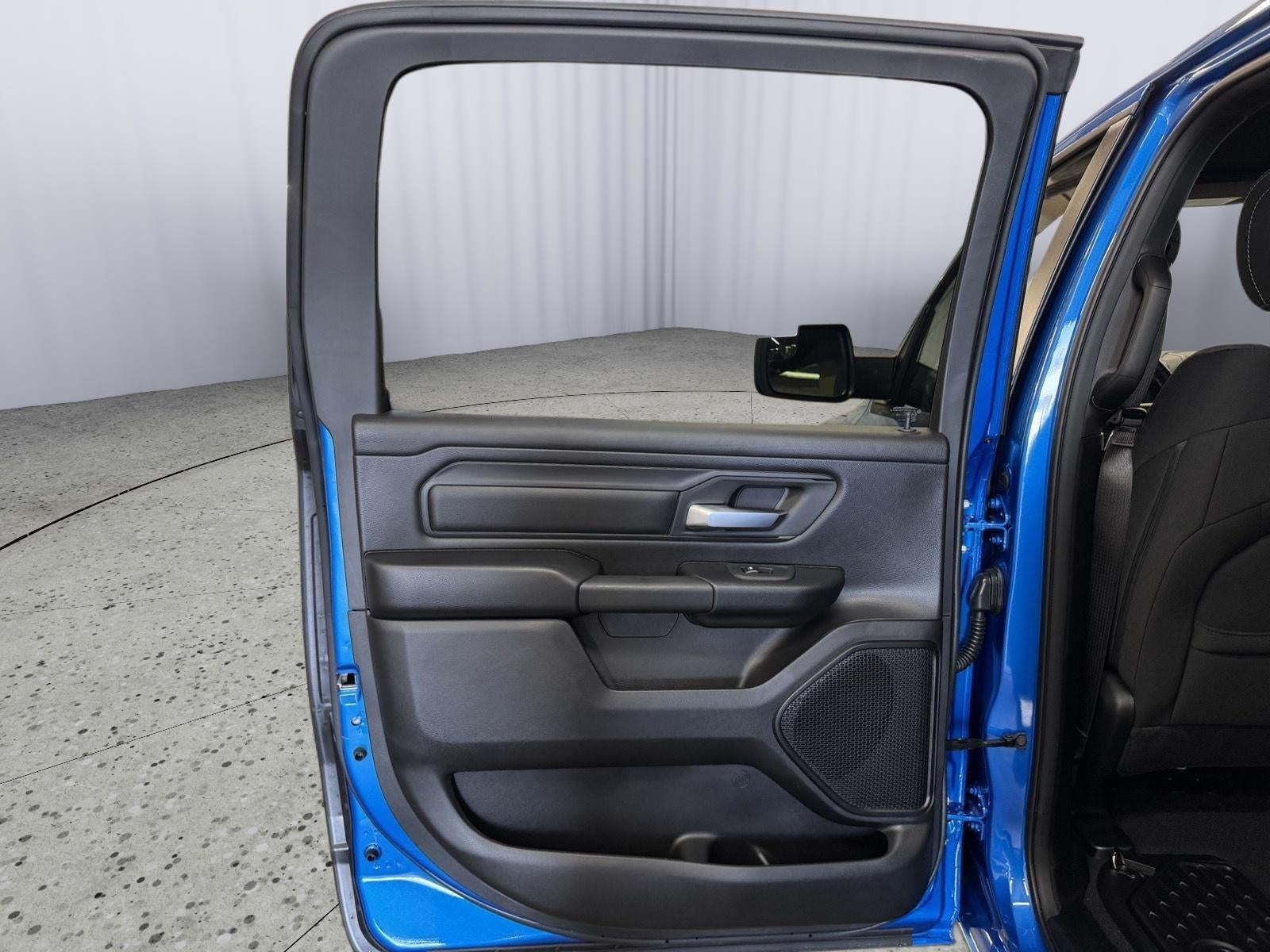 2026 RAM Ram 1500 RAM 1500 TRADESMAN CREW CAB 4X4 5'7' BOX