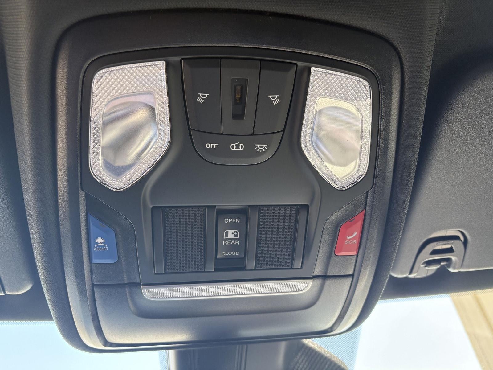 2026 RAM 1500 RAM 1500 TRADESMAN CREW CAB 4X4 5'7' BOX
